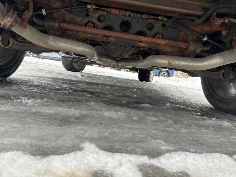 Jeep Grand cherokee 2017 Overland * CARFAX * БЕЗ ПЪРВОНАЧАЛНА ВНОСКА, снимка 13 - Автомобили и джипове - 53054095