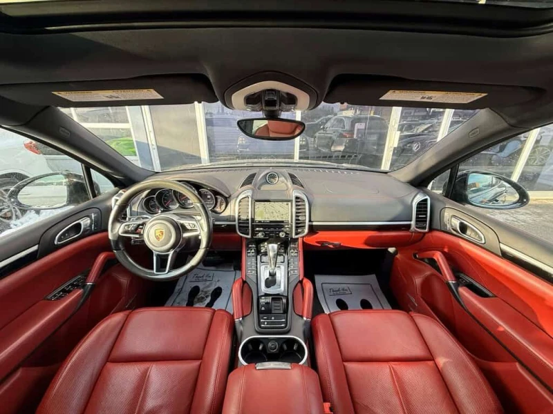 Porsche Cayenne * | PREMIUM | BOSE | PANO | RED LEATHER * CARFAX *, снимка 3 - Автомобили и джипове - 53540992