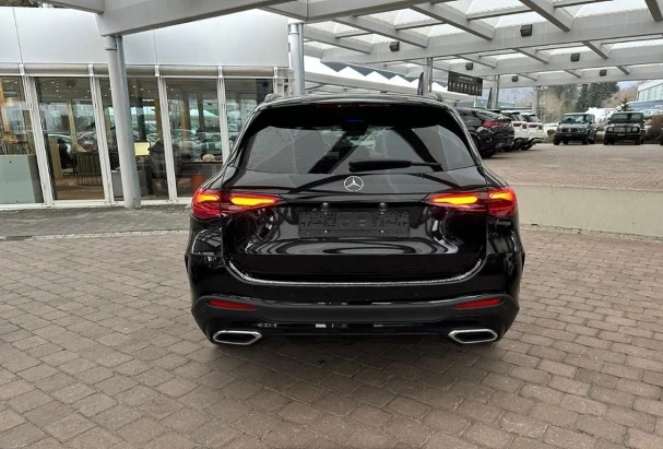 Mercedes-Benz GLC 220 d 4M AMG, снимка 3 - Автомобили и джипове - 47615544