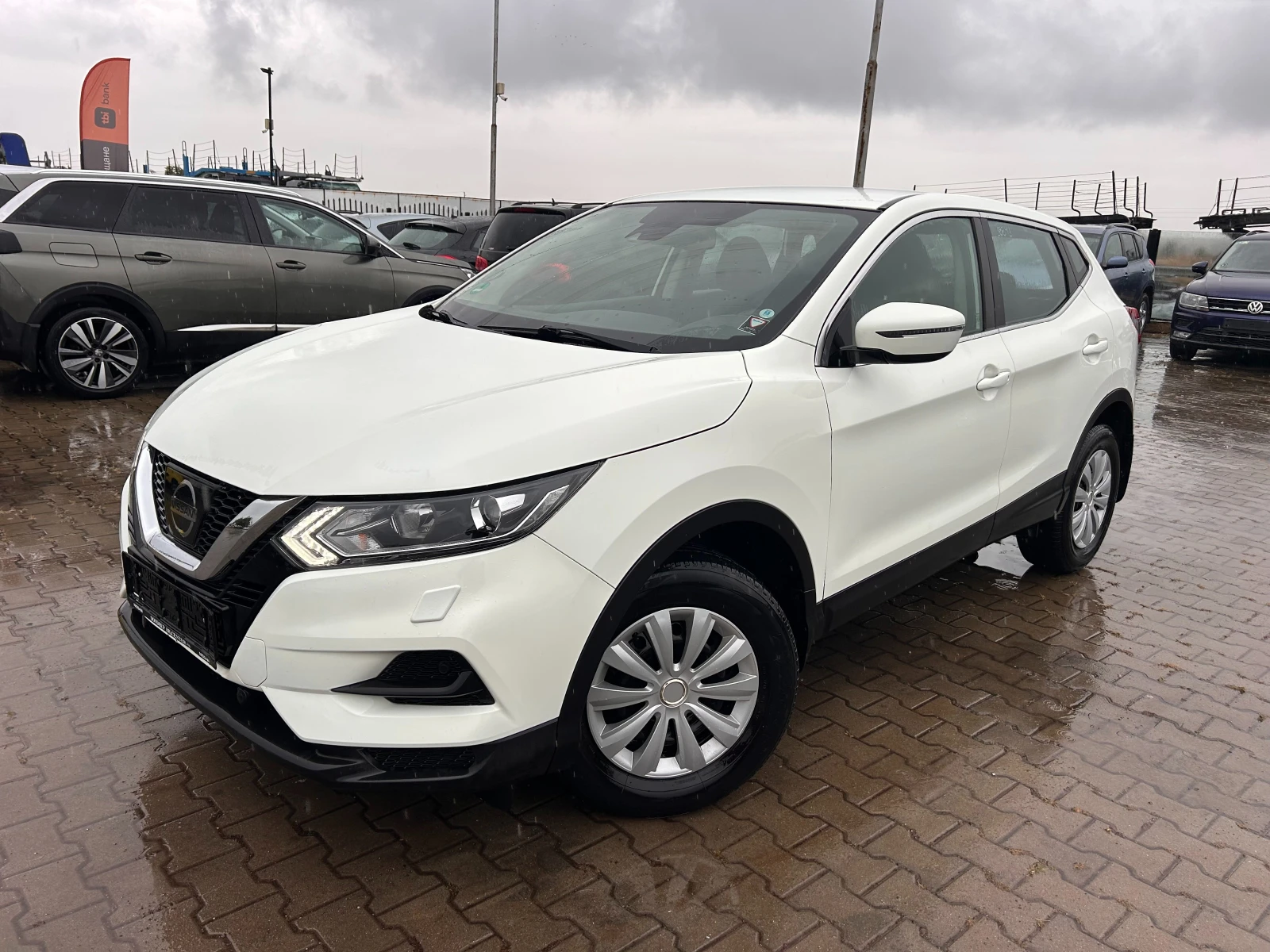 Nissan Qashqai 1.2i EURO 6, снимка 1