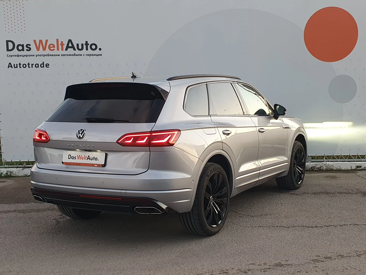 VW Touareg R-Line 3.0 V6 TDI SCR 4MOTION - изображение 3