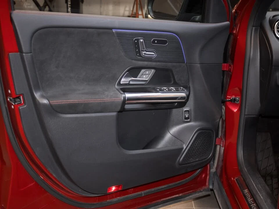 Mercedes-Benz GLA 250 4MATIC AMG* KEYLESS* ПОДГРЕВ* ПАНОРАМА* КАМЕРА - изображение 8