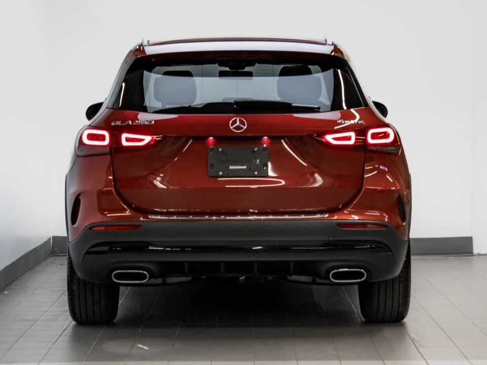 Mercedes-Benz GLA 250 4MATIC AMG* KEYLESS* ПОДГРЕВ* ПАНОРАМА* КАМЕРА - изображение 3