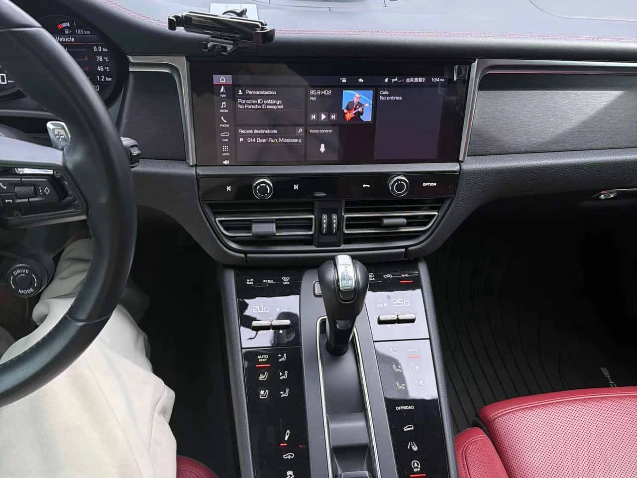 Porsche Macan GTS/CARFAX/360/PANO/ОБДУХВАНЕ/ВТОРИ ГУМИ И ДЖАНТИ, снимка 8 - Автомобили и джипове - 53986374