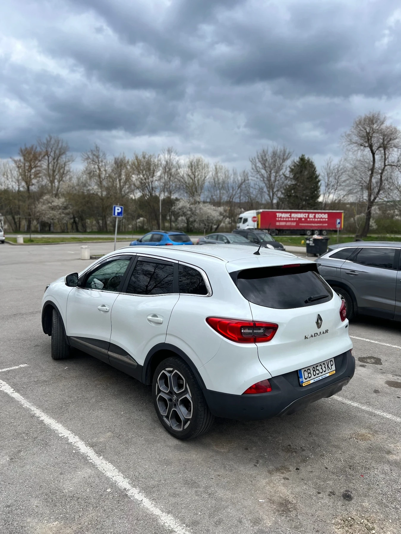 Renault Kadjar 1.5DCI EURO6 Navi, снимка 4 - Автомобили и джипове - 54148152