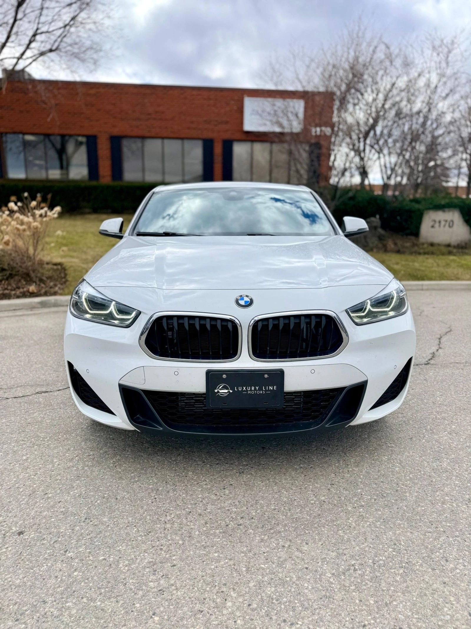 BMW X2 xDrive28i РЕГИСТАЦИЯ+ ОБСЛУЖВАНЕ, снимка 3 - Автомобили и джипове - 54155183