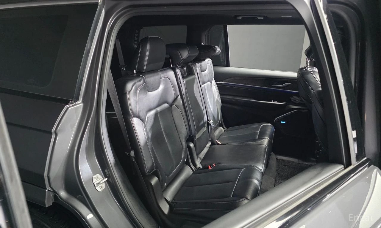 Jeep Grand cherokee 3.6* V6* OVERLAND* ПОДГРЕВ* ОБДУХВАНЕ* 360КАМЕРА* , снимка 16 - Автомобили и джипове - 54798789
