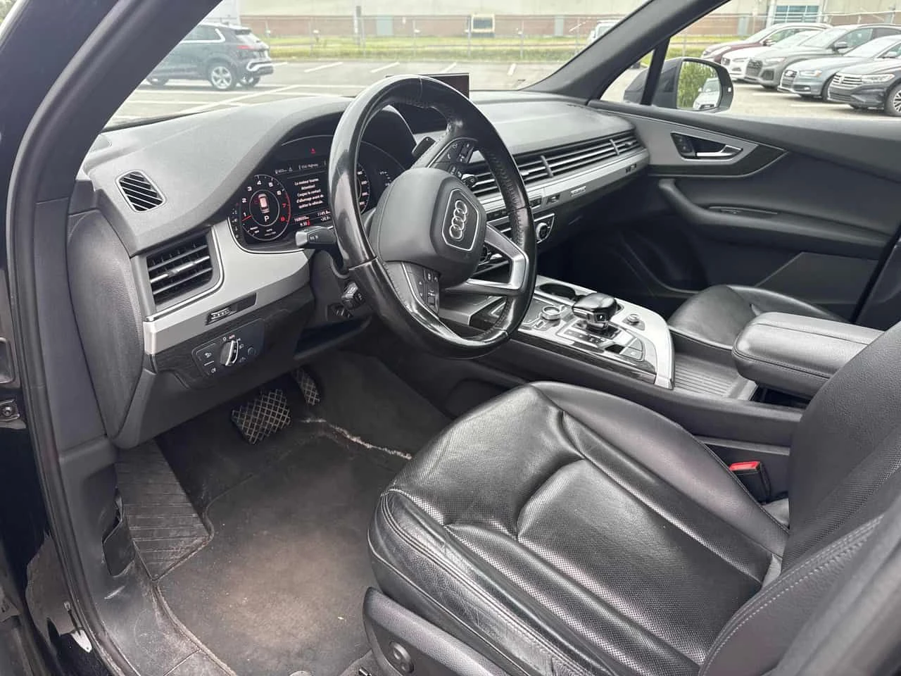 Audi Q7  3.0T Progressiv  / 360 КАМЕРА / ОБДУХВАНЕ /CARFAX, снимка 5 - Автомобили и джипове - 55531564
