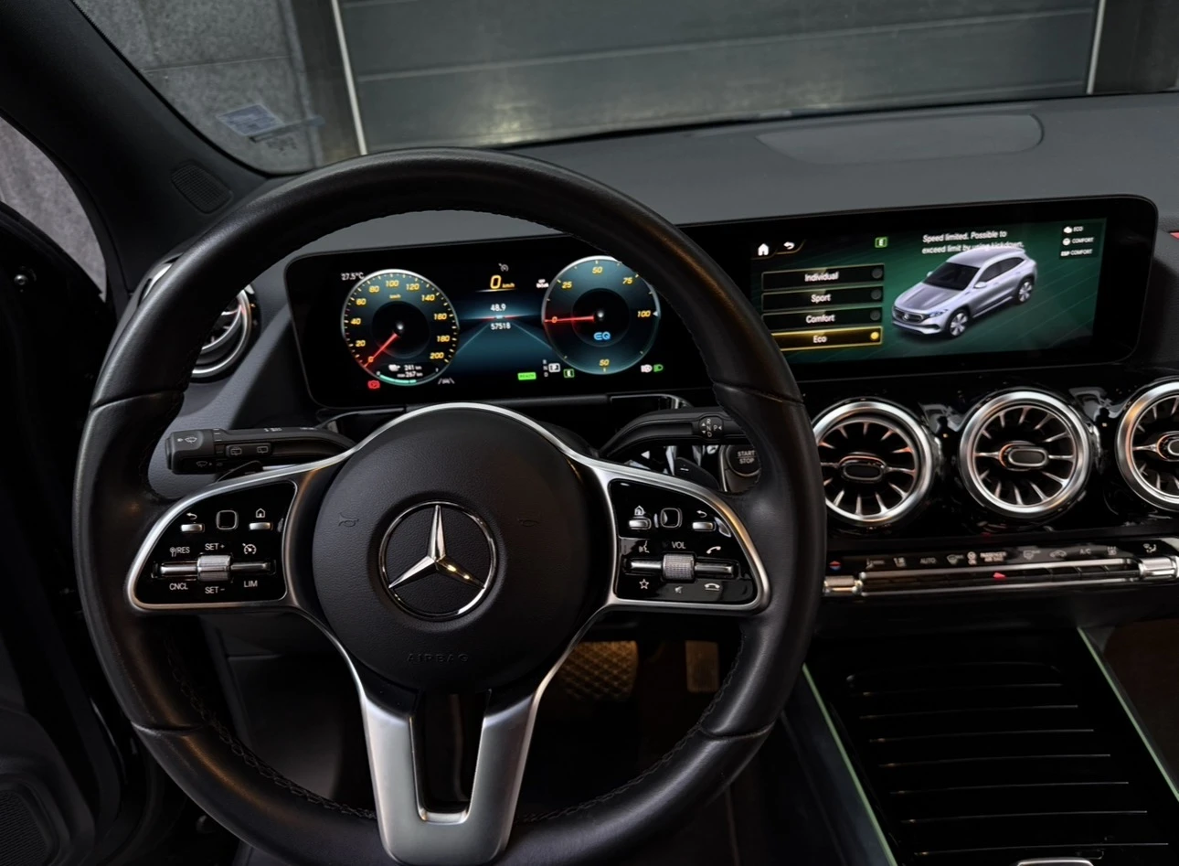 Mercedes-Benz EQA 300 4MATIC ГАРАНЦИЯ | LED | Keyless | Подгрев, снимка 10 - Автомобили и джипове - 55657946