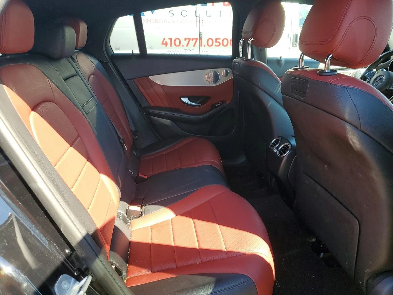 Mercedes-Benz GLC 2.0l Coupe 300 4Matic, снимка 10 - Автомобили и джипове - 55906064