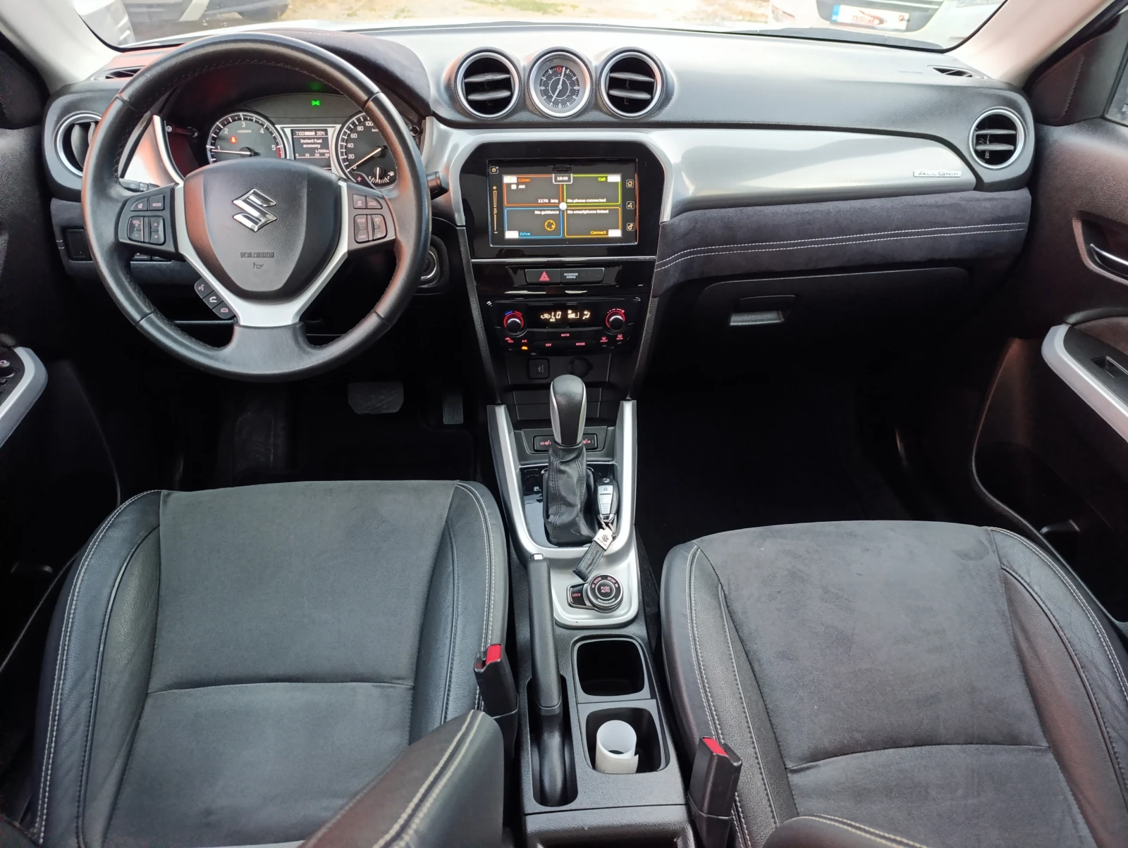 Suzuki Vitara 1.6 TD Sergio Cellano, снимка 9 - Автомобили и джипове - 56057318