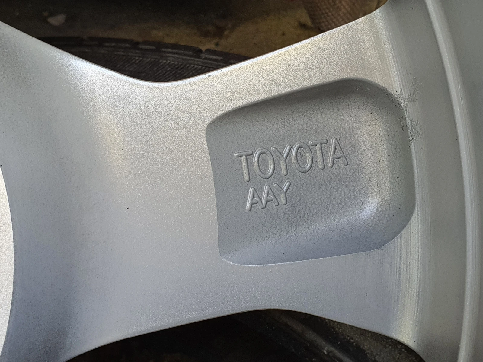 Джанти за Toyota Auris, снимка 13 - Гуми и джанти - 55236566