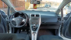 Toyota Auris 1.6-топ състояние докаран на ход, снимка 9