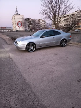 Mercedes-Benz CLK Газ.авт.нави кожа, снимка 9