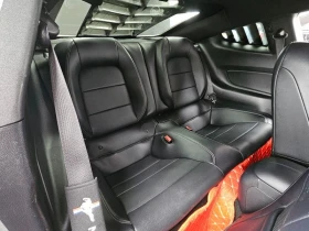Ford Mustang 2.3 H Automatic, снимка 12