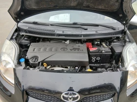 Toyota Yaris 1.3i 153000km, снимка 13