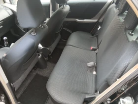 Toyota Yaris 1.3i 153000km, снимка 16