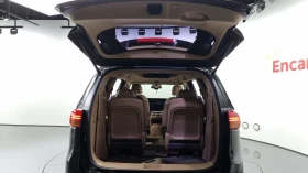 Kia Carnival 9 МЕСТНА * КРАЙНА ЦЕНА* CARFAX | Auto.bg — изображение 4