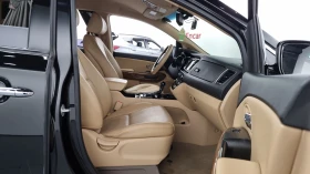 Kia Carnival 9 МЕСТНА * КРАЙНА ЦЕНА* CARFAX | Auto.bg — изображение 12