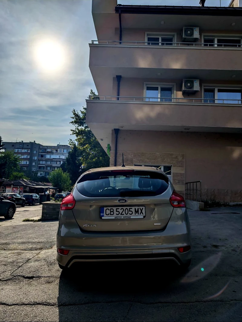 Ford Focus ST line, снимка 5 - Автомобили и джипове - 47180393