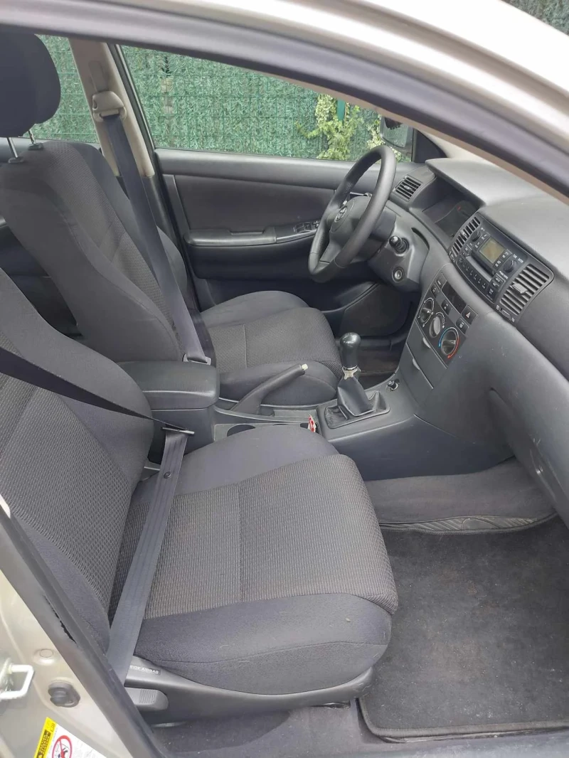 Toyota Corolla 1.4, снимка 8 - Автомобили и джипове - 47330822