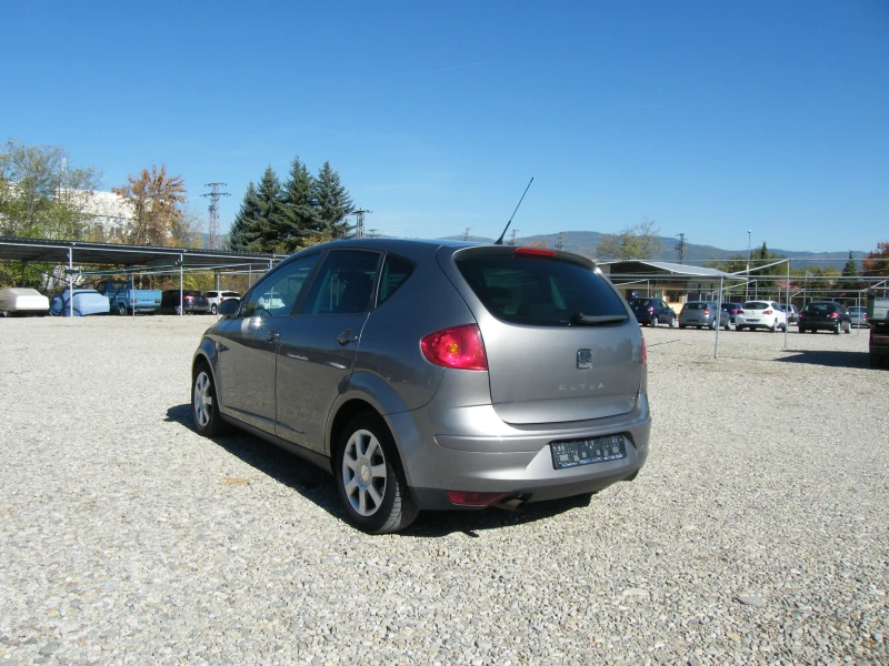 Seat Altea 1.6 GAZ инжекцион, снимка 5 - Автомобили и джипове - 47692067