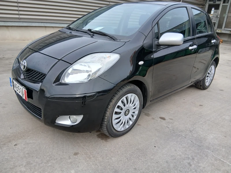 Toyota Yaris 1.3i 153000km, снимка 2 - Автомобили и джипове - 47739292