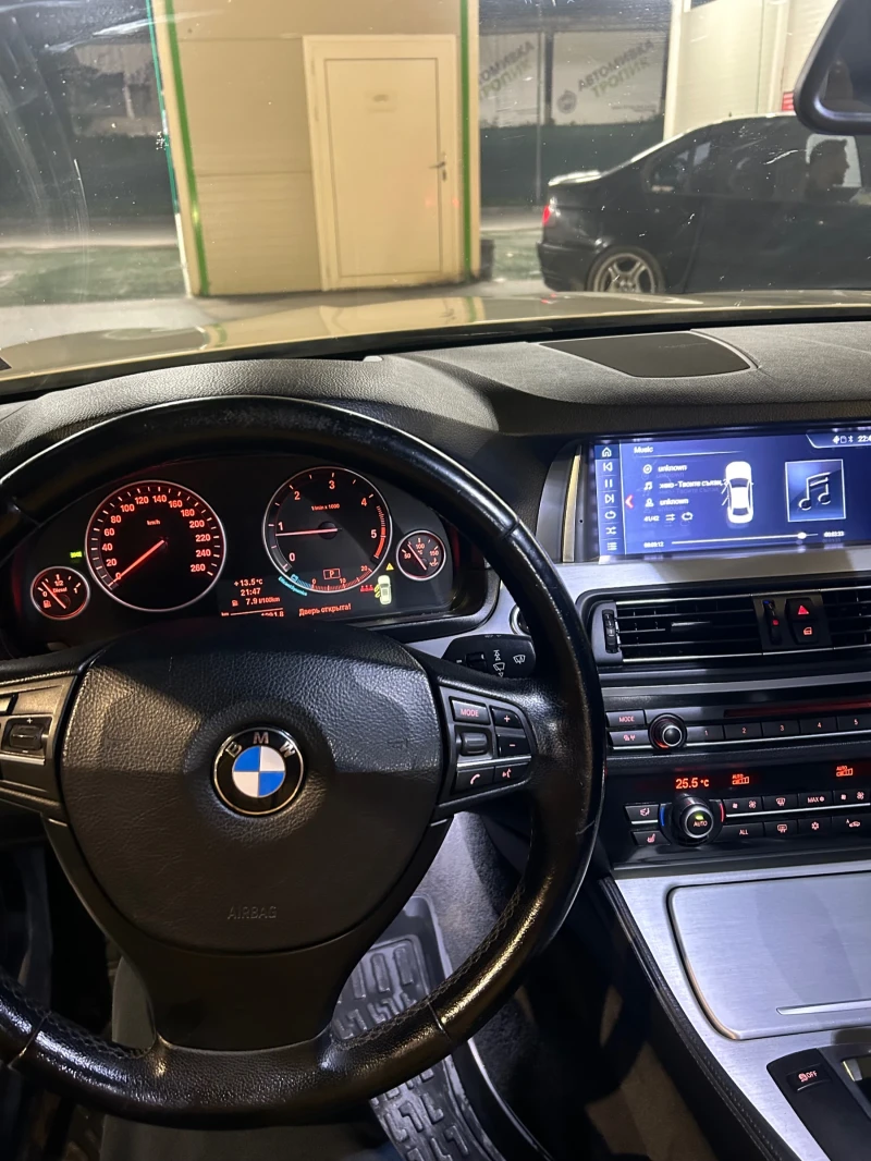 BMW 520 F10, снимка 11 - Автомобили и джипове - 48371462