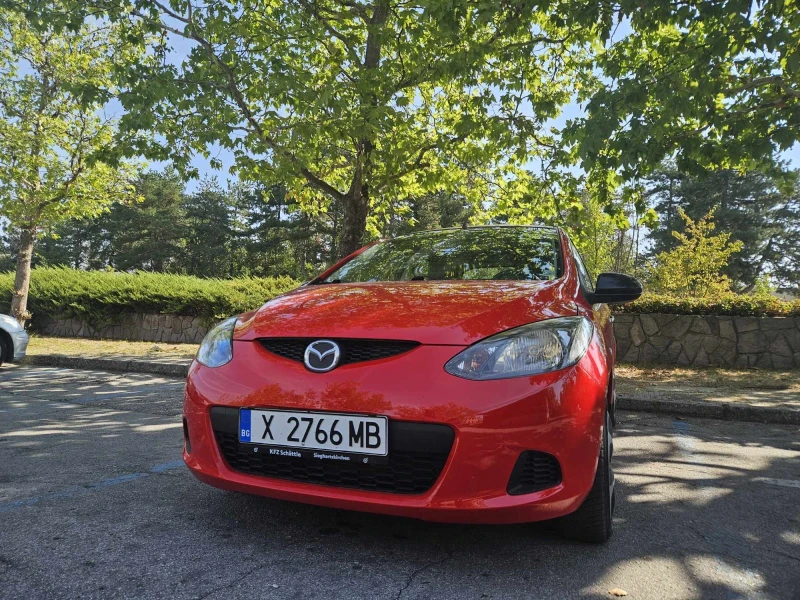 Mazda 2 1.3i, снимка 1 - Автомобили и джипове - 48682501