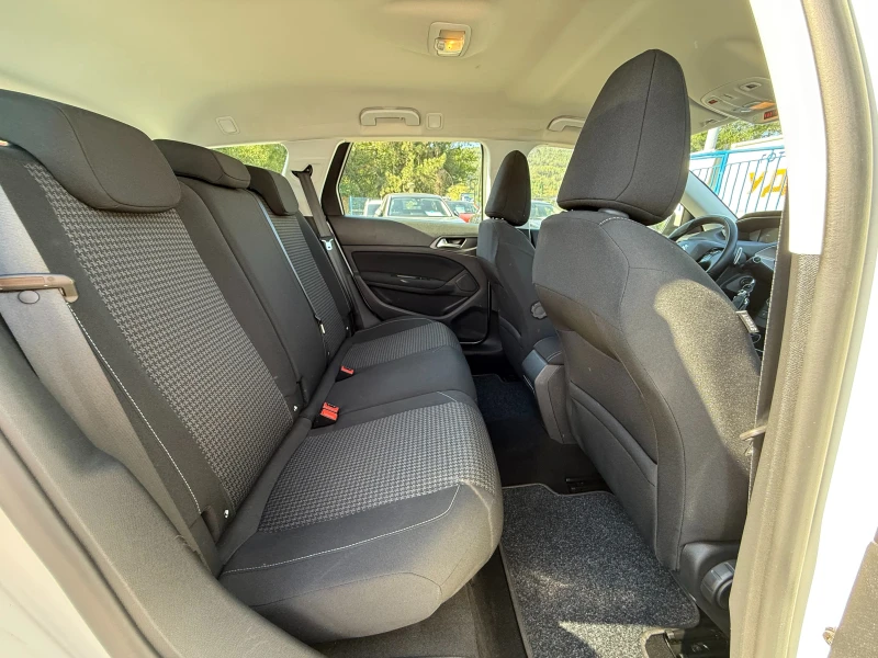Peugeot 308 1.5BLUEHDI-GT-EAT8(АВТОМ)-ДИГИТАЛ-КАМЕРА-НАВИГАЦИЯ, снимка 12 - Автомобили и джипове - 51512697