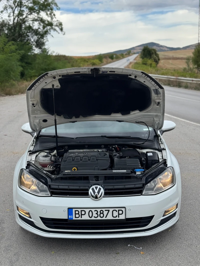 VW Golf 7 HIGHLINE 1.6 110 h.p., снимка 8 - Автомобили и джипове - 52150295