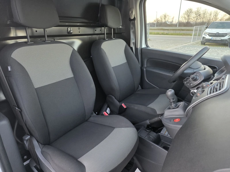 Renault Kangoo VAN dCi 95, снимка 13 - Автомобили и джипове - 52710818