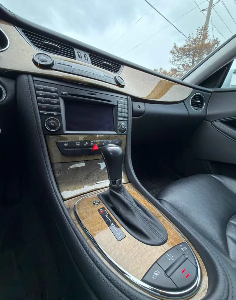 Mercedes-Benz CLS 500 550 * * CARFAX * * АВТО КРЕДИТ * * , снимка 5 - Автомобили и джипове - 52902918