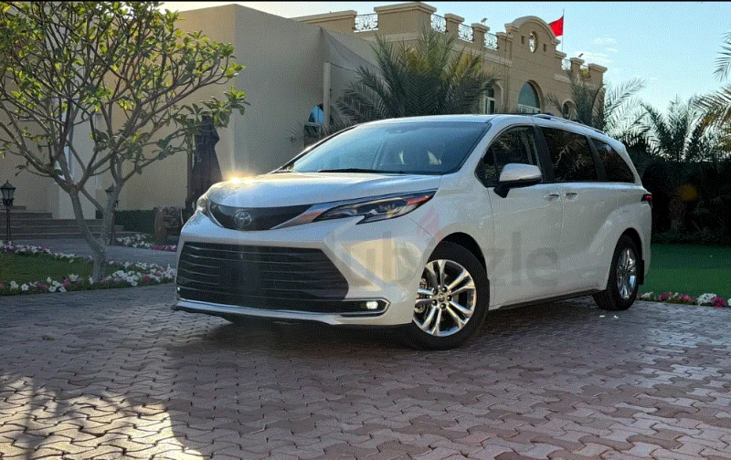 Toyota Sienna Platinum edition, снимка 2 - Автомобили и джипове - 53062141