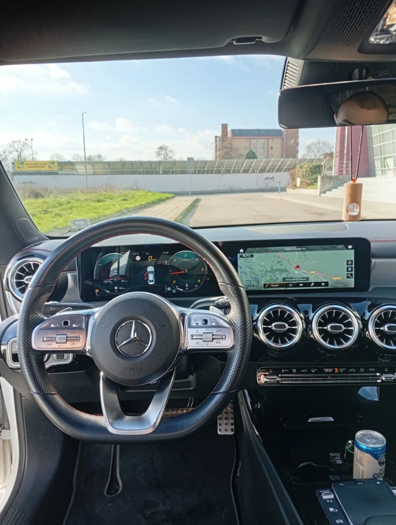 Mercedes-Benz CLA 200, снимка 5 - Автомобили и джипове - 53063445