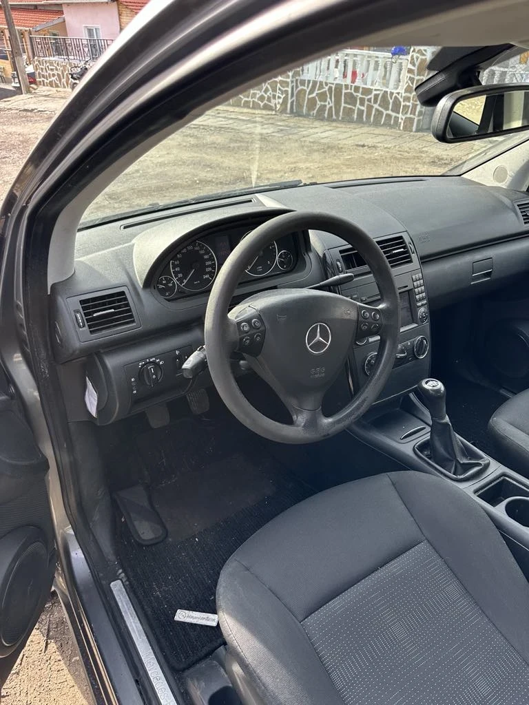 Mercedes-Benz A 180, снимка 3 - Автомобили и джипове - 48629889