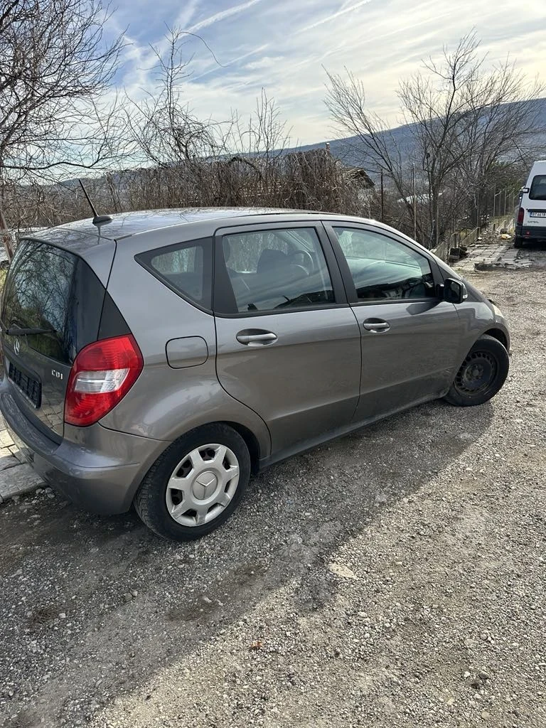 Mercedes-Benz A 180, снимка 4 - Автомобили и джипове - 48629889