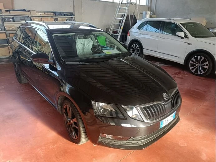 Skoda Octavia 2.0TDI* DSG* 4x4*  - изображение 2