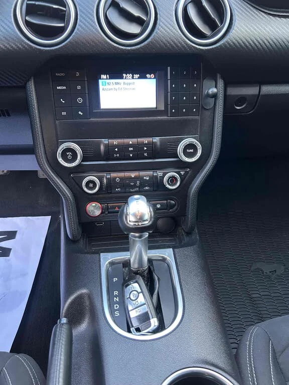 Ford Mustang EcoBoost Coupe RWD | Mobile.bg   12