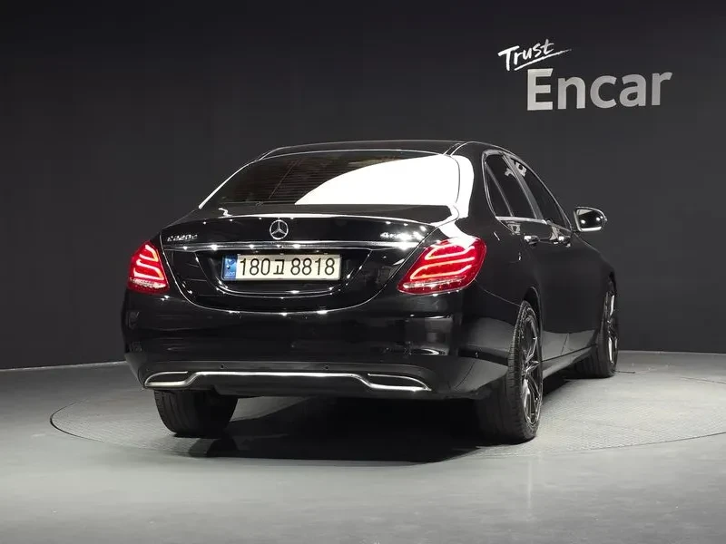 Mercedes-Benz C 200  D, снимка 4 - Автомобили и джипове - 56251149