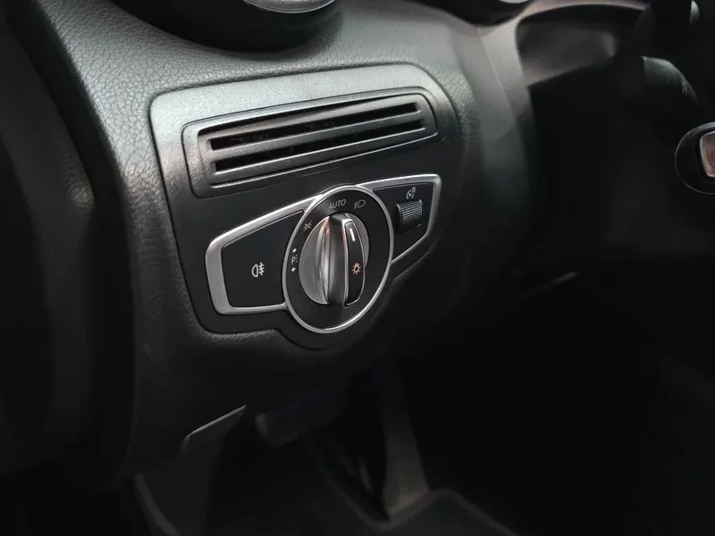 Mercedes-Benz C 200  D, снимка 17 - Автомобили и джипове - 56251149