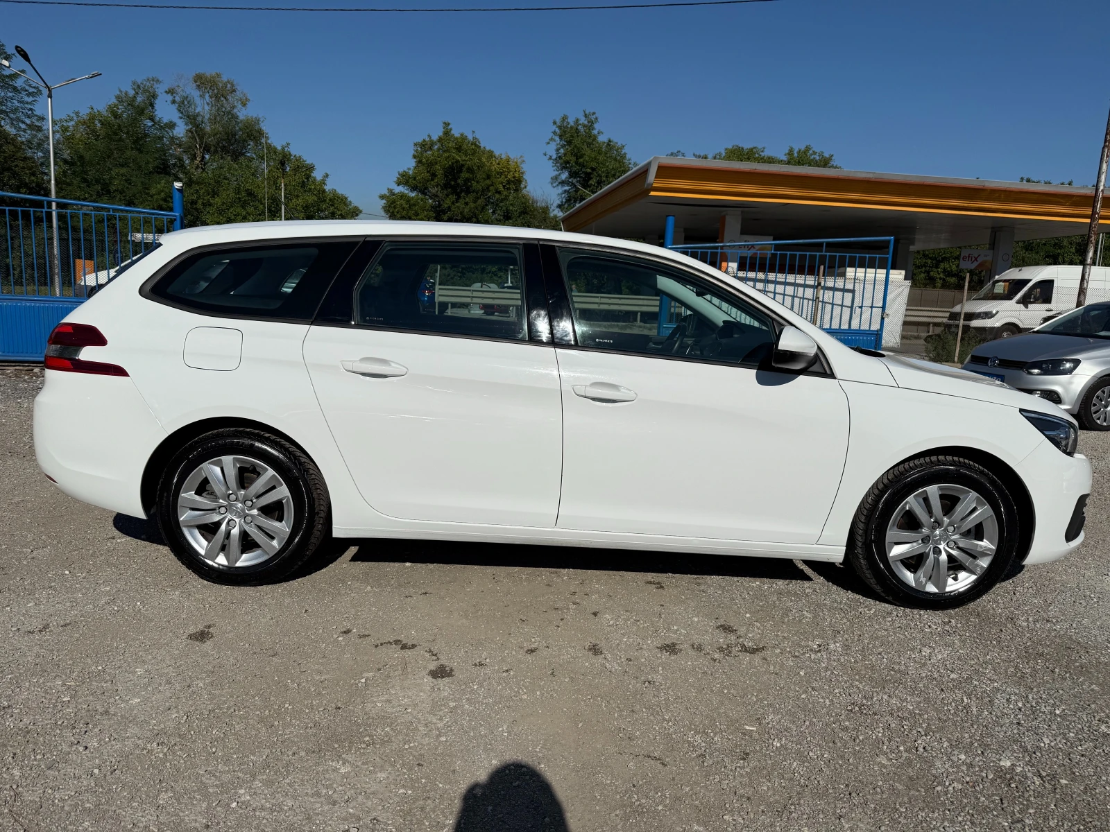 Peugeot 308 1.5BLUEHDI-GT-EAT8(АВТОМАТИК)-КАМЕРА-НАВИГАЦИЯ - изображение 7