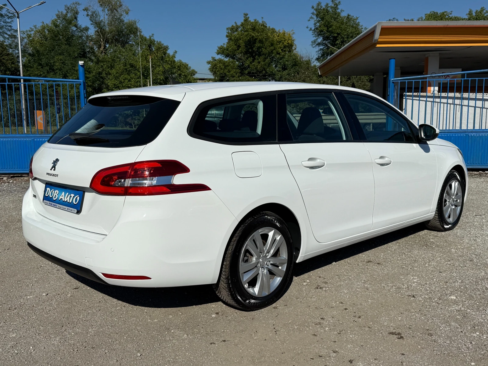 Peugeot 308 1.5BLUEHDI-GT-EAT8(АВТОМАТИК)-КАМЕРА-НАВИГАЦИЯ - изображение 6