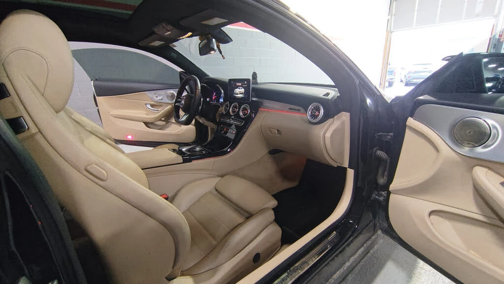 Mercedes-Benz C 300 4MATIC AMG PACK* BURMESTER* AMBIENT* PANORAMA* , снимка 5 - Автомобили и джипове - 53915252