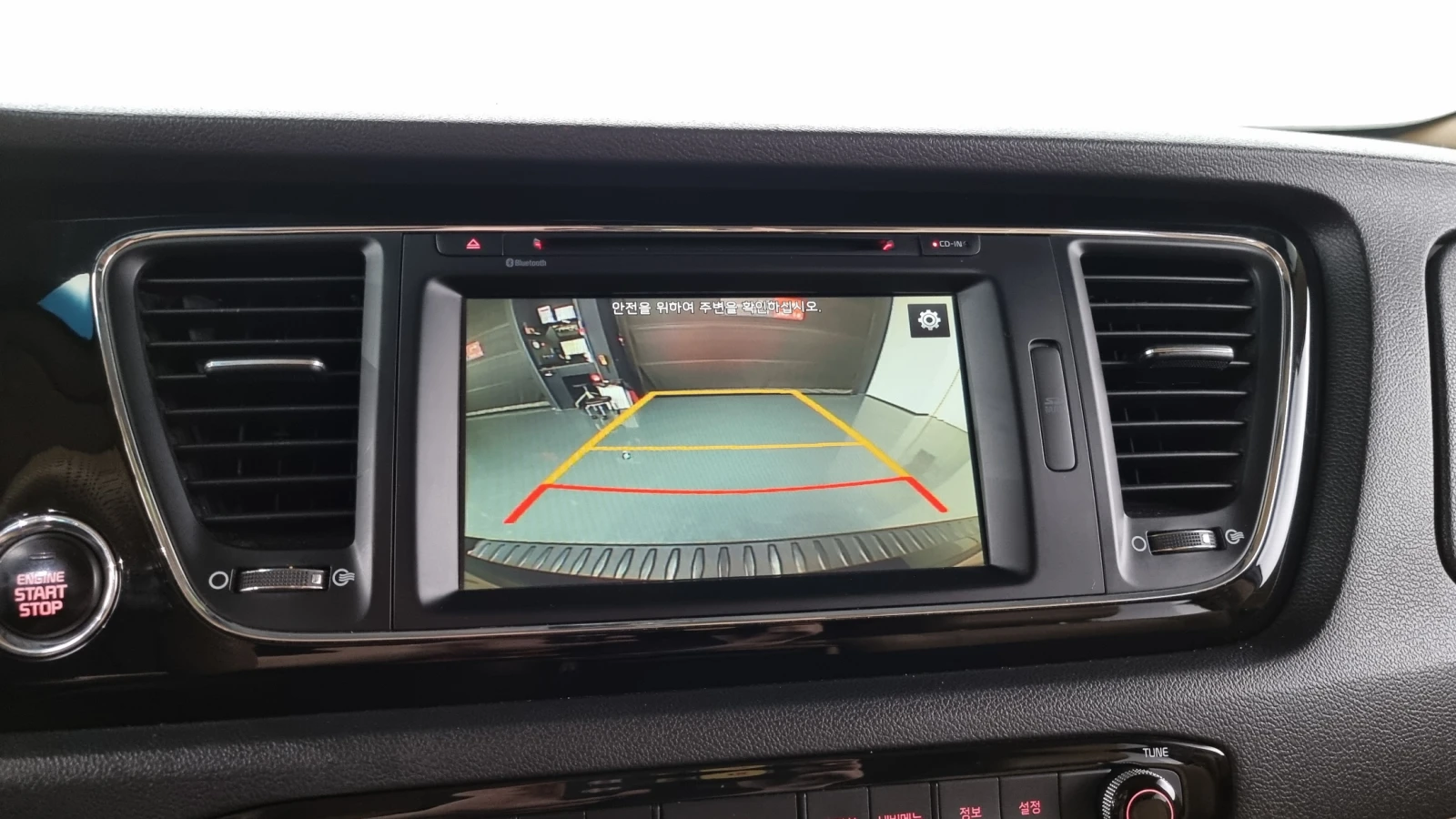 Kia Carnival 9 ������ * ������ ����* CARFAX | Mobile.bg � ����������� 16