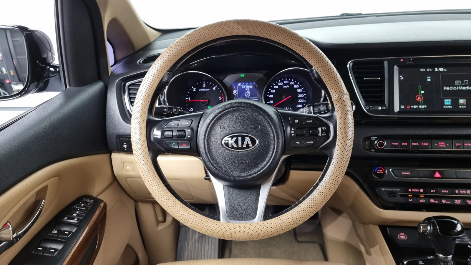 Kia Carnival 9 ������ * ������ ����* CARFAX | Mobile.bg � ����������� 14