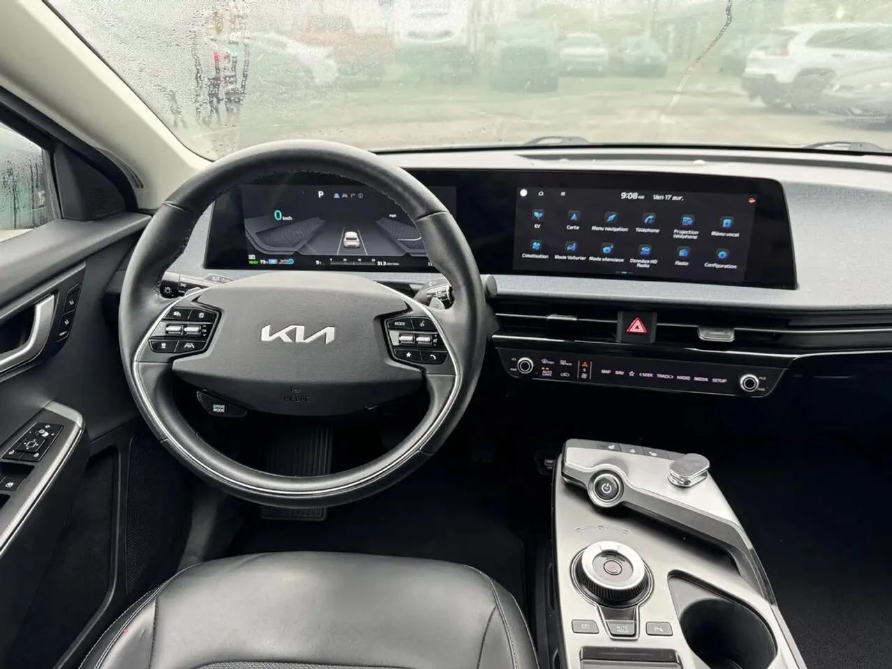 Kia EV6 Long Range* Distronic* Carplay* Подгреви* , снимка 9 - Автомобили и джипове - 54957477
