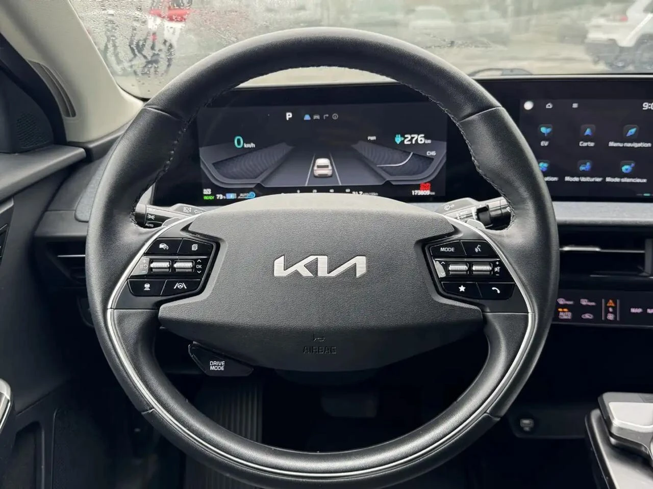 Kia EV6 Long Range* Distronic* Carplay* Подгреви* , снимка 10 - Автомобили и джипове - 54957477