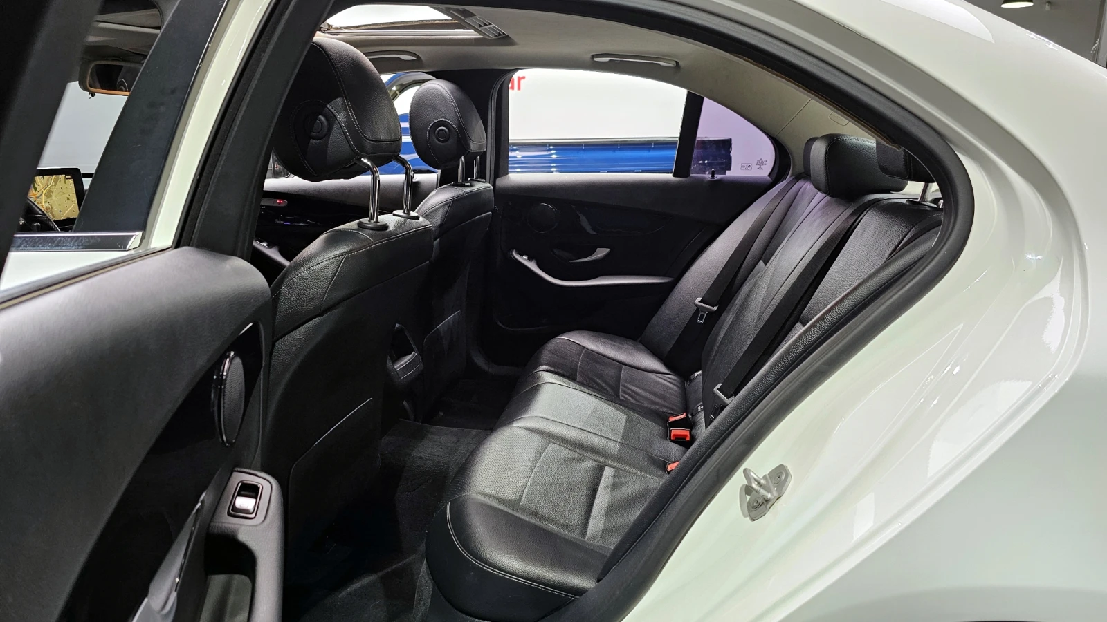 Mercedes-Benz C 200 63 AMG TUNNIG* BURMASTER* KEYLESS* КРАЙНА ЦЕНА , снимка 15 - Автомобили и джипове - 55091857