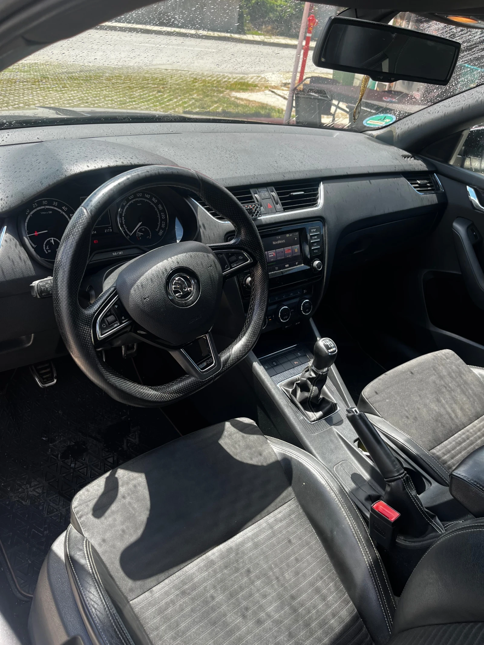 Skoda Octavia 2.0 TDI, снимка 8 - Автомобили и джипове - 55219001